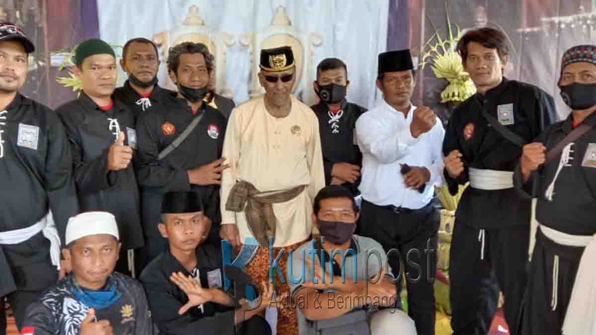 PSHT Kawal Sultan Meresmikan Lamin Adat Belahu Badak Desa Swarga Bara