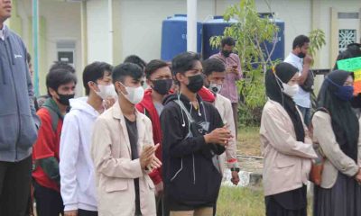 Karyawan STAIS Sangatta Demo